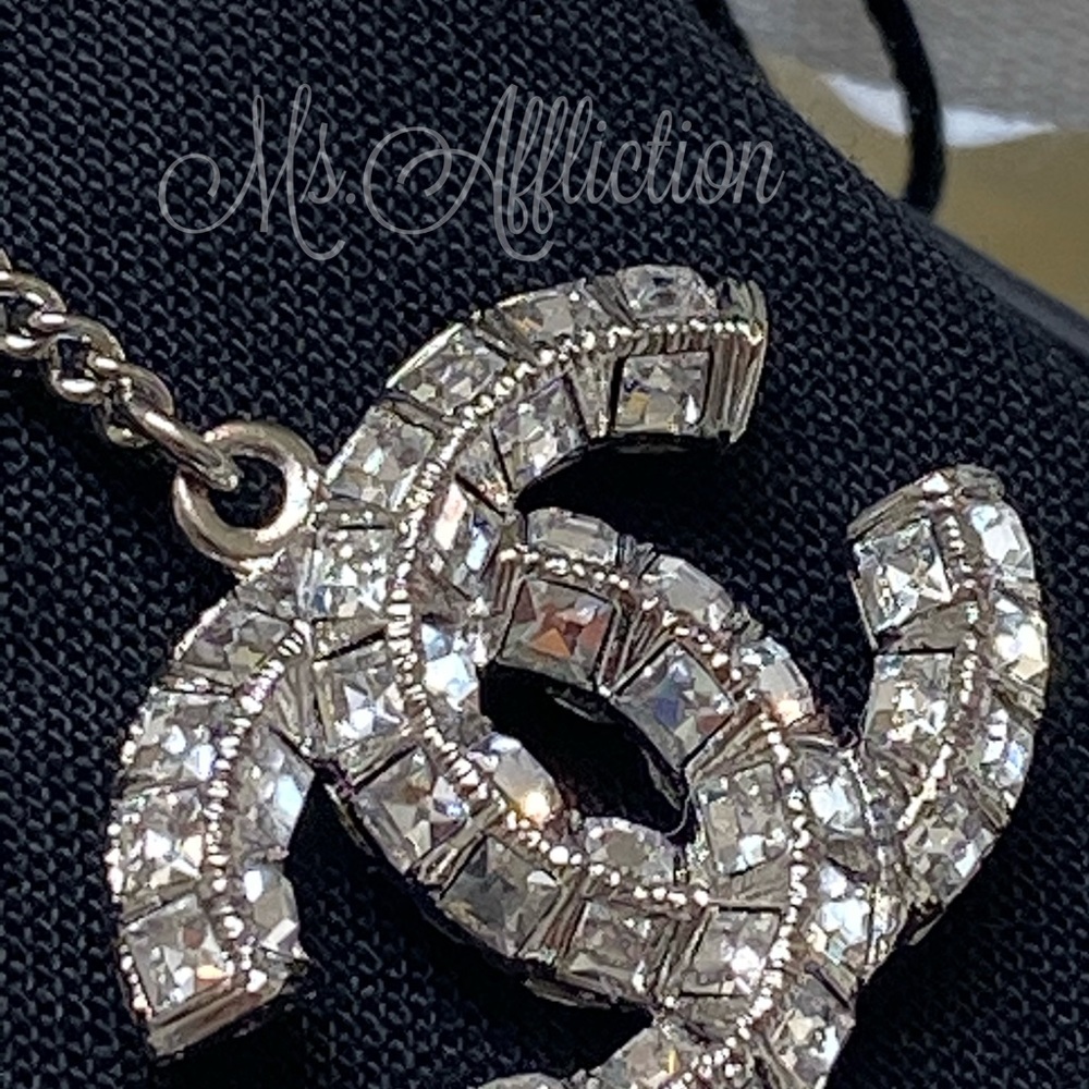 CHANEL 🖤NEW🖤 Authentic Crystal Double Sided Crystal Strass CC Silver Earrings - Picture 5 of 8